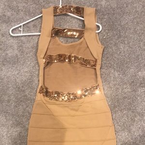 Semi - formal tan tight fitted dress GOLD / TAN